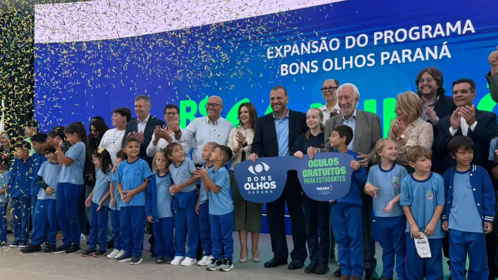 Programa amplia atendimento oftalmológico a estudantes