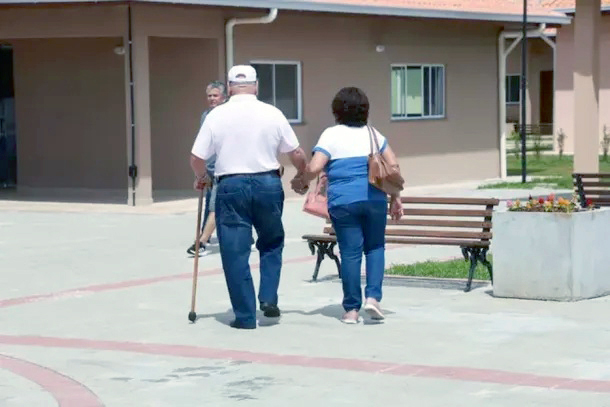 Quedas de idosos geram mais de 13 mil internações no Paraná